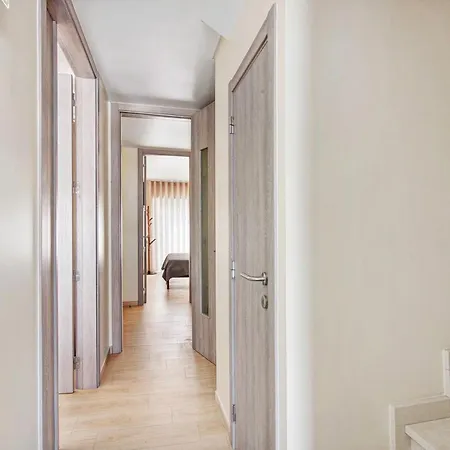 Appartement Numar A C